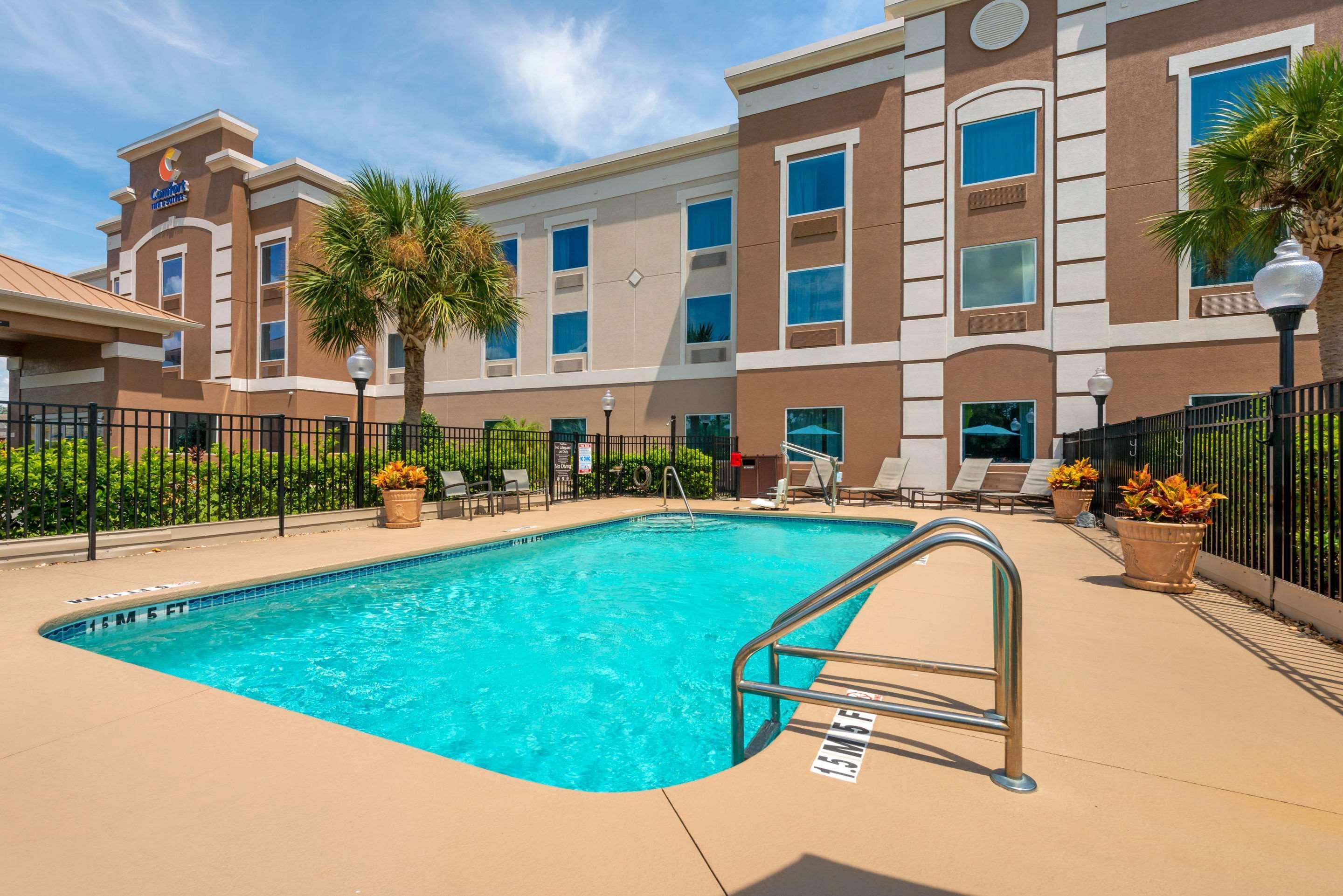 Comfort Inn & Suites Wildwood - The Villages Bagian luar foto